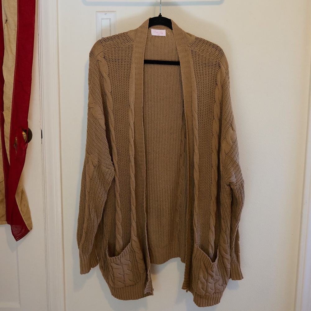 Women's Oversized Brown/Tan Chunky Knit Cardigan